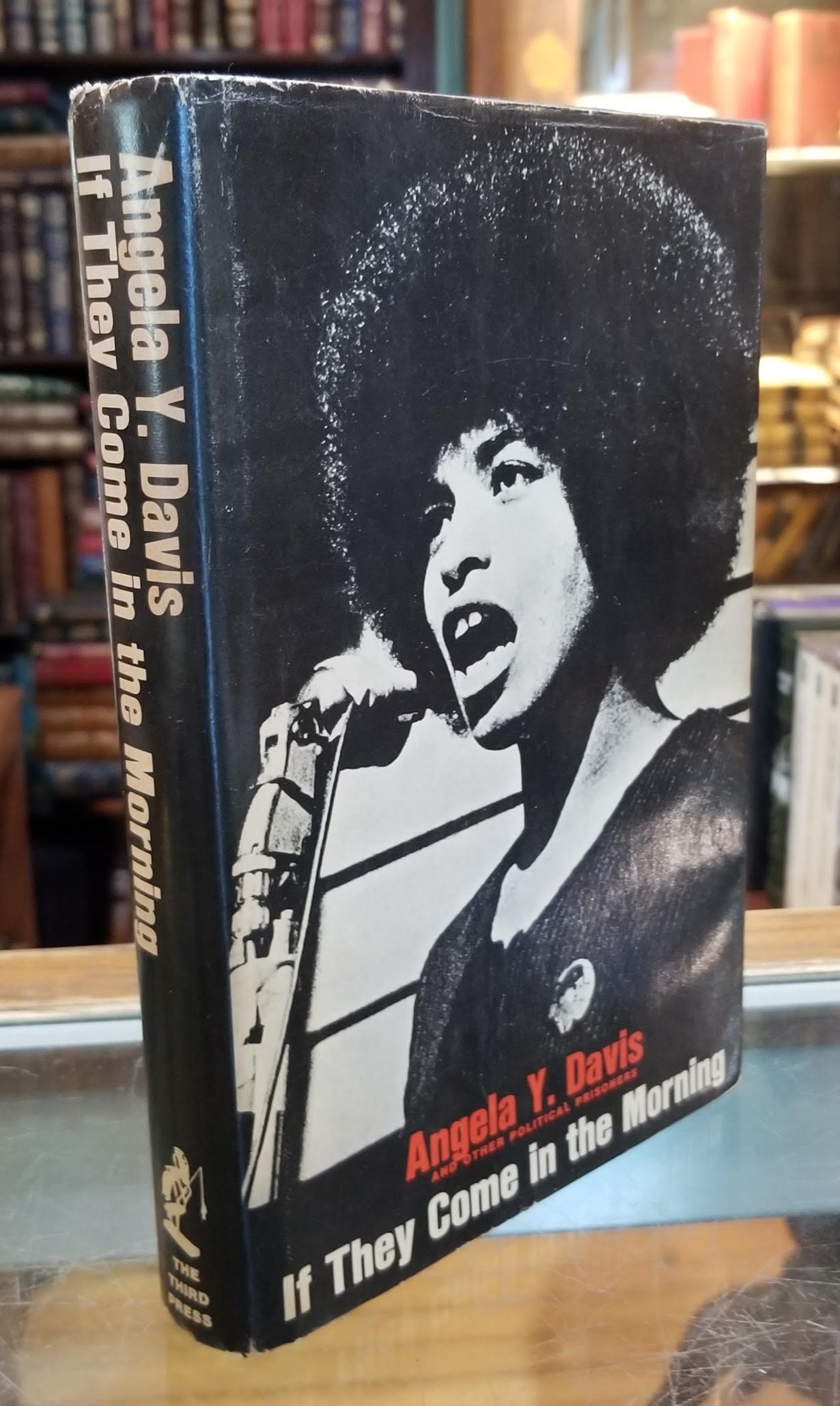 If They Come in the Morning: Voices of Resistance ( First Edition )